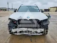 2025 BMW X7 photo