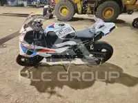 2025 BMW S1000 фото