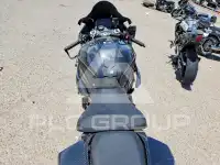 2025 BMW S1000 фото