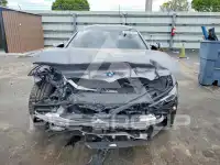 2025 BMW M8 photo