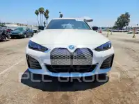 2025 BMW I4 фото