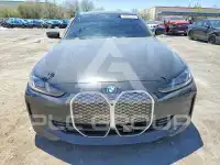 2025 BMW I4 фото