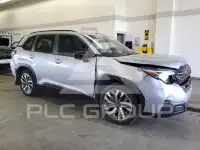 2025 Subaru Forester фото