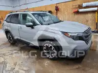 2025 Subaru Forester photo