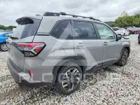 2025 Subaru Forester фото