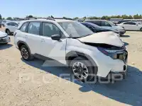 2025 Subaru Forester фото