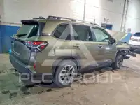 2025 Subaru Forester фото
