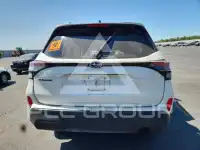 2025 Subaru Forester photo