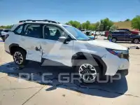2025 Subaru Forester фото
