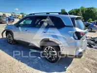 2025 Subaru Forester фото