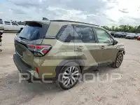2025 Subaru Forester photo