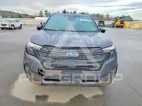 2025 Subaru Forester photo