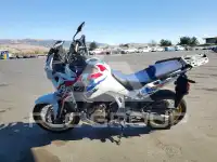 2025 Honda Africa Twin фото