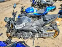 2025 Honda CB фото