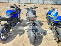 2025 Honda CB фото