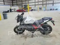 2025 Honda CB фото