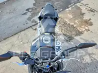 2025 Honda CB фото