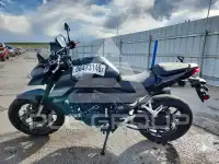 2025 Honda CB фото