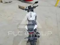 2025 Honda CB фото