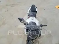 2025 Honda CB фото
