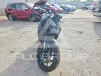 2025 Honda CB фото