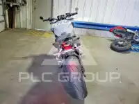 2025 Honda CB photo