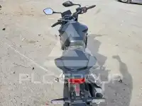 2025 Honda CB фото