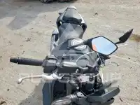 2025 Honda CB фото