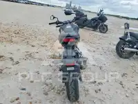 2025 Honda CB photo