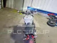 2025 Honda CB photo