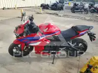 2025 Honda CBR фото