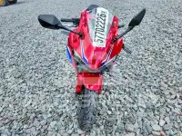 2025 Honda CBR photo