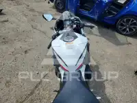 2025 Honda CBR фото