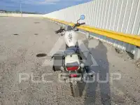 2025 Honda CM photo
