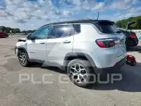 2025 Jeep COMPASS фото