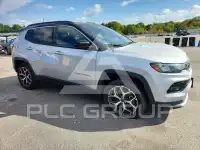 2025 Jeep COMPASS фото