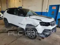 2025 Jeep COMPASS фото