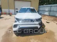 2025 Jeep COMPASS photo