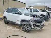 2025 Jeep COMPASS photo