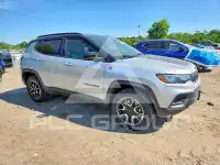 2025 Jeep COMPASS photo