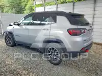 2025 Jeep COMPASS photo