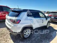 2025 Jeep COMPASS фото
