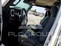 2025 Jeep WRANGLER фото