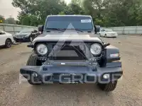 2025 Jeep WRANGLER фото