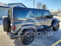 2025 Jeep WRANGLER фото