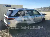 2025 Jeep CHEROKEE photo