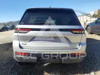 2025 Jeep CHEROKEE photo