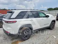2025 Jeep CHEROKEE photo