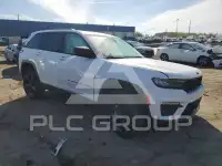 2025 Jeep CHEROKEE photo