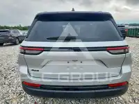 2025 Jeep CHEROKEE photo